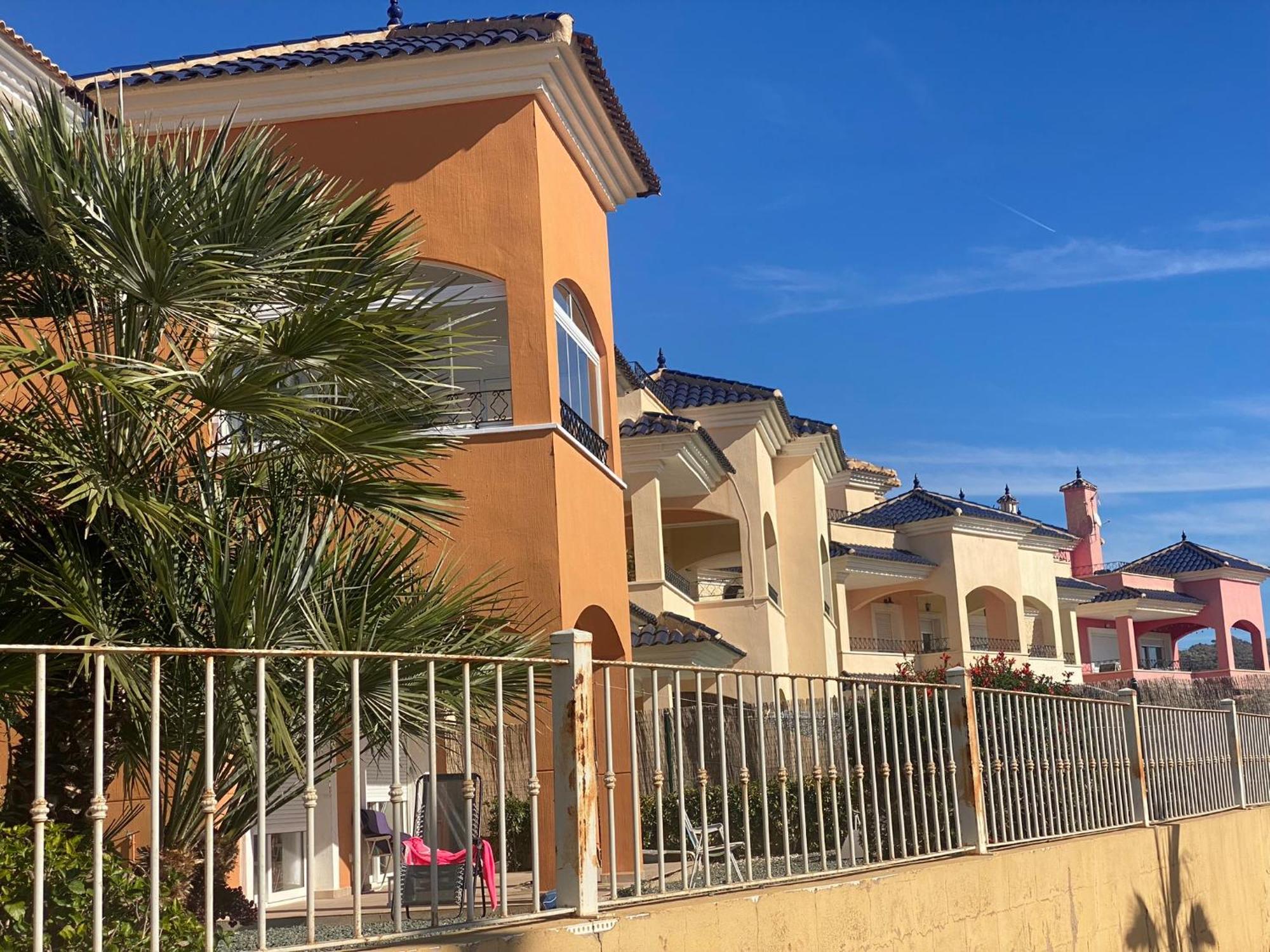 Amazing Casa Sienna, With A Shared Pool *